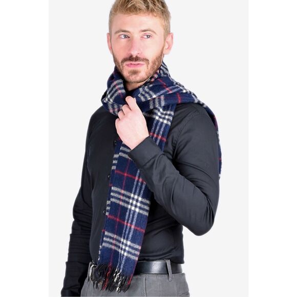 Burberry of London Lambswool Navy Blue Plaid Nova Check Fringe Scarf Men’s - Picture 1 of 7